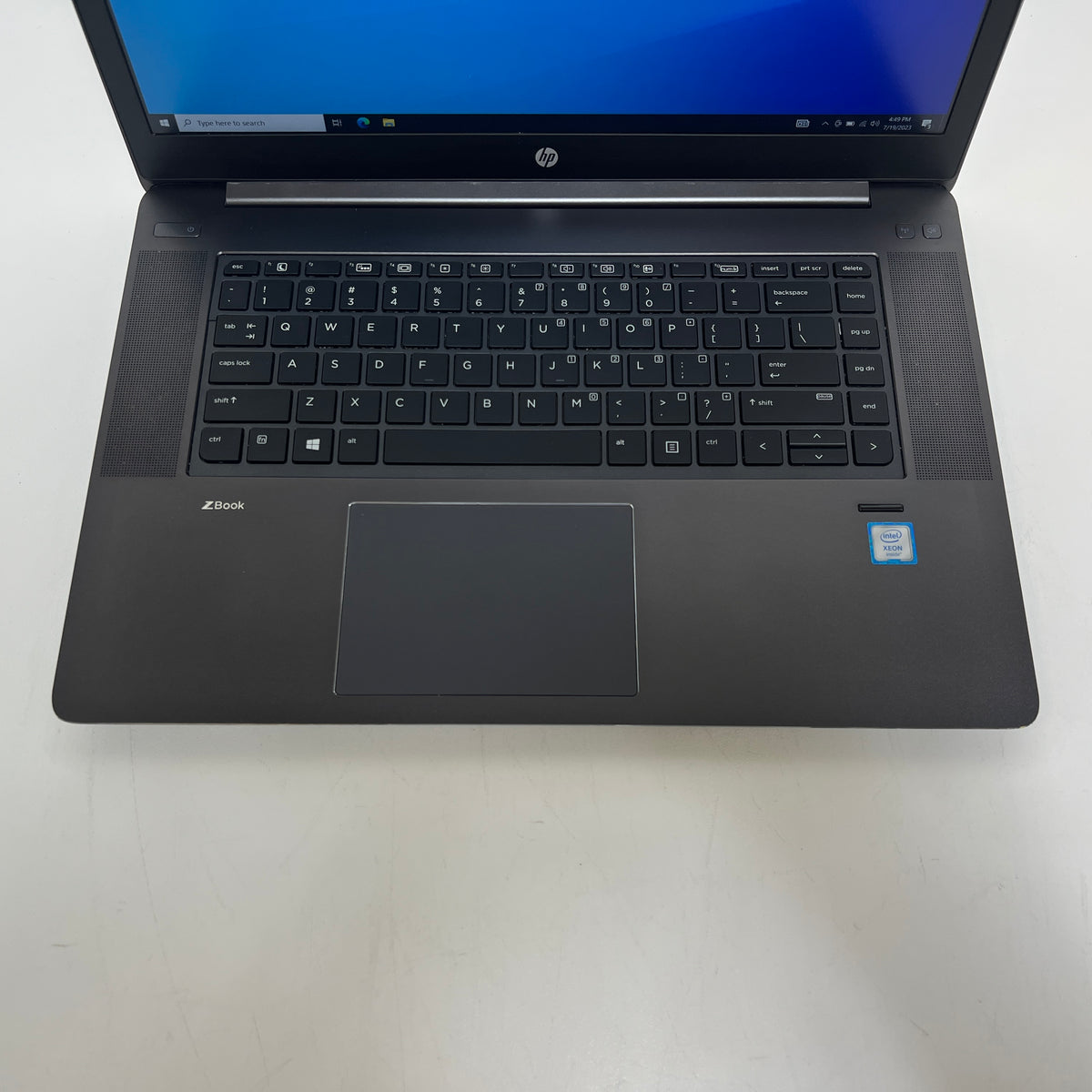 HP ZBook Studio G3 15.6