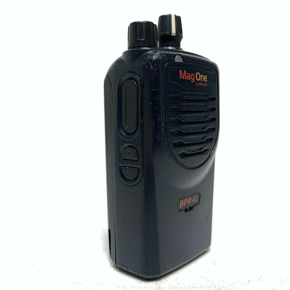Motorola Mag One BPR40 Two-Way Radio Channels UHF Charger AAH84RCS –  Dynamic Computer Surplus