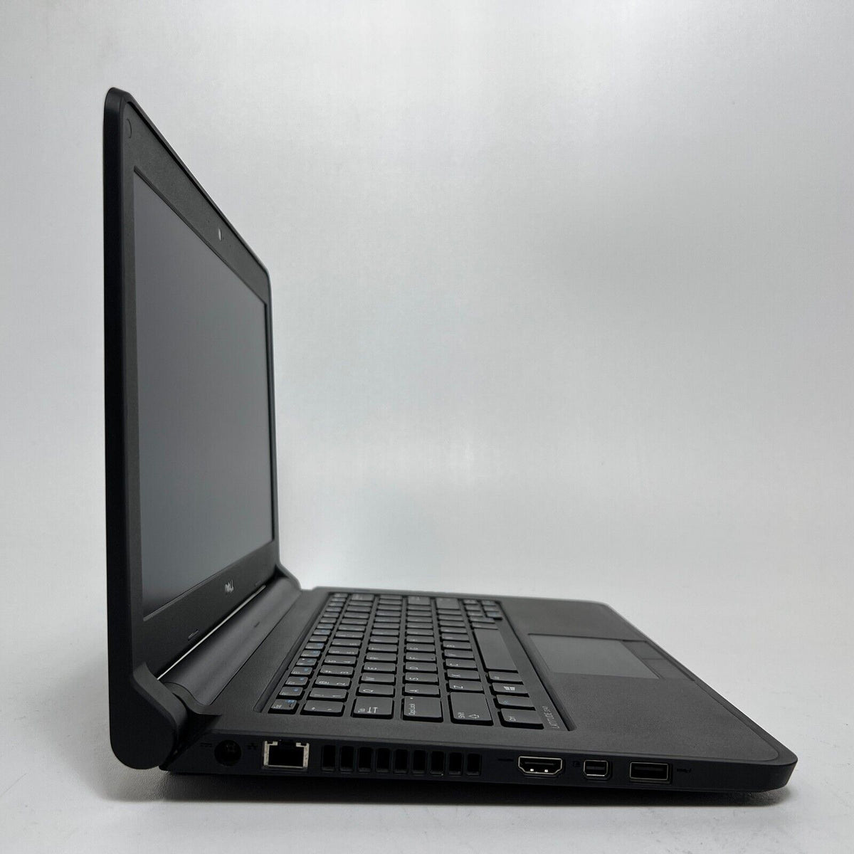 Dell Latitude 3340 13.3 Laptop | i5-4210U | 4GB | 500GB | Win 10