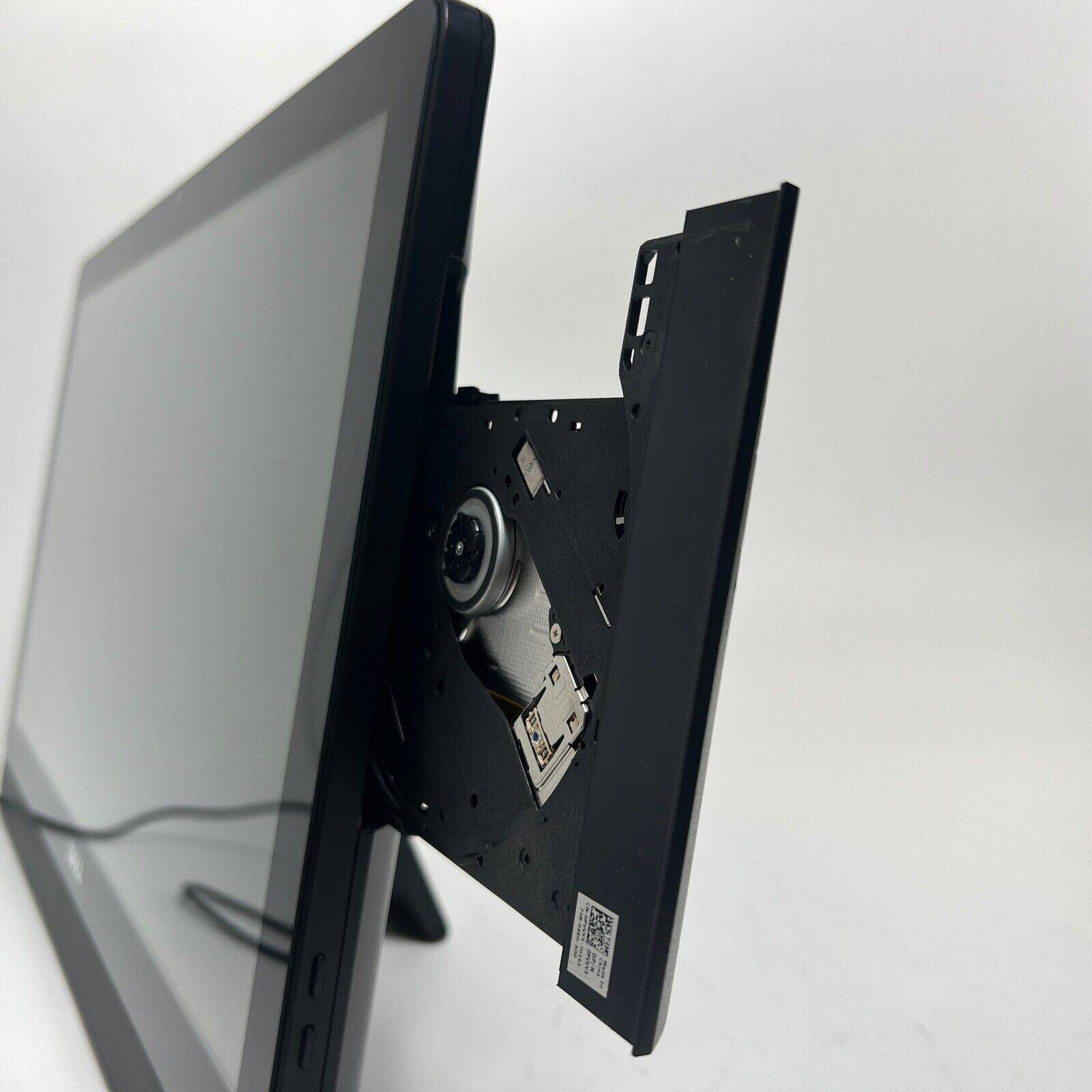 中古良品 一体型パソコン 最新Windows11+office DELL Inspiron 20-3052