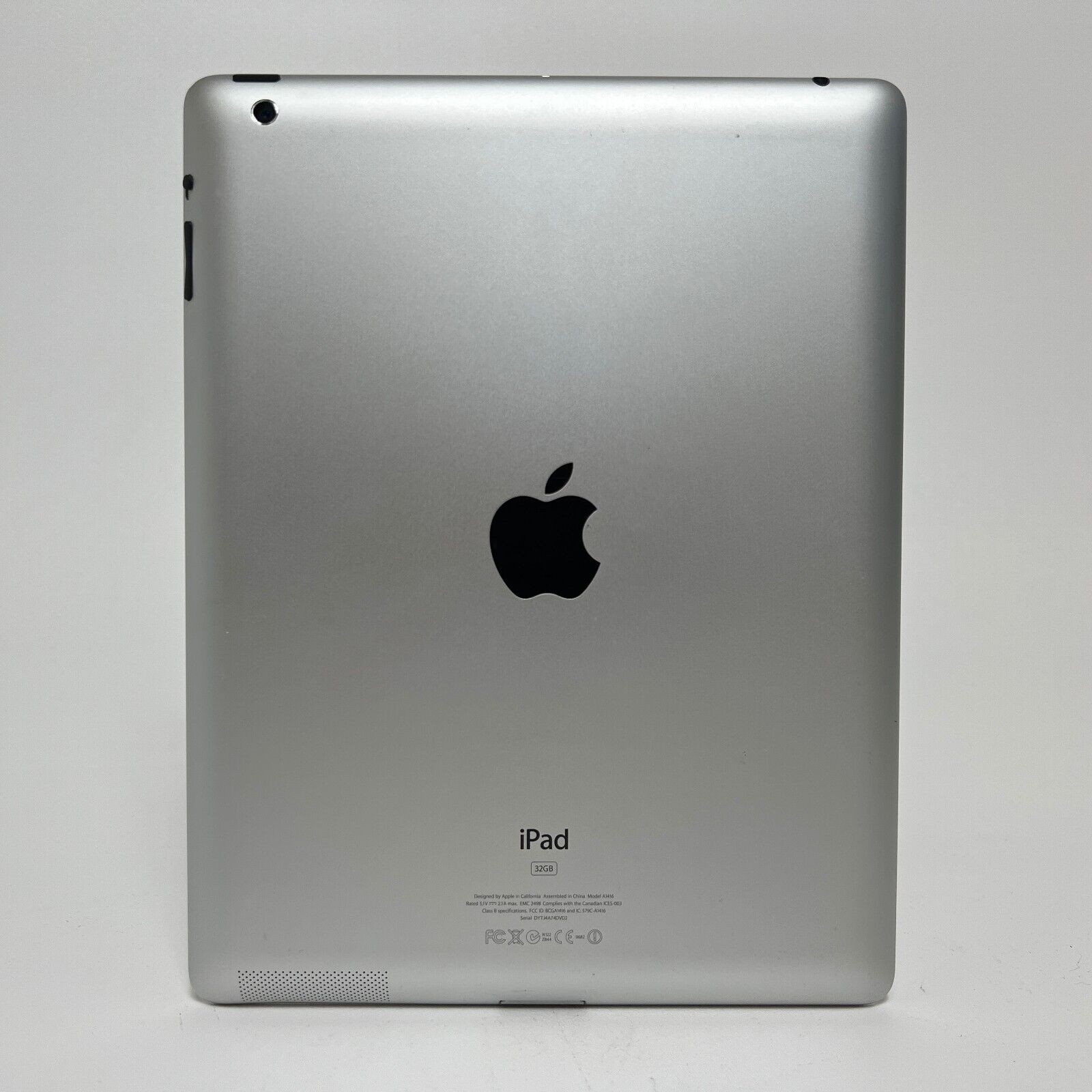 Apple iPad 3rd Generation 32GB Wi-Fi 9.7in - White | LOCKED - READ