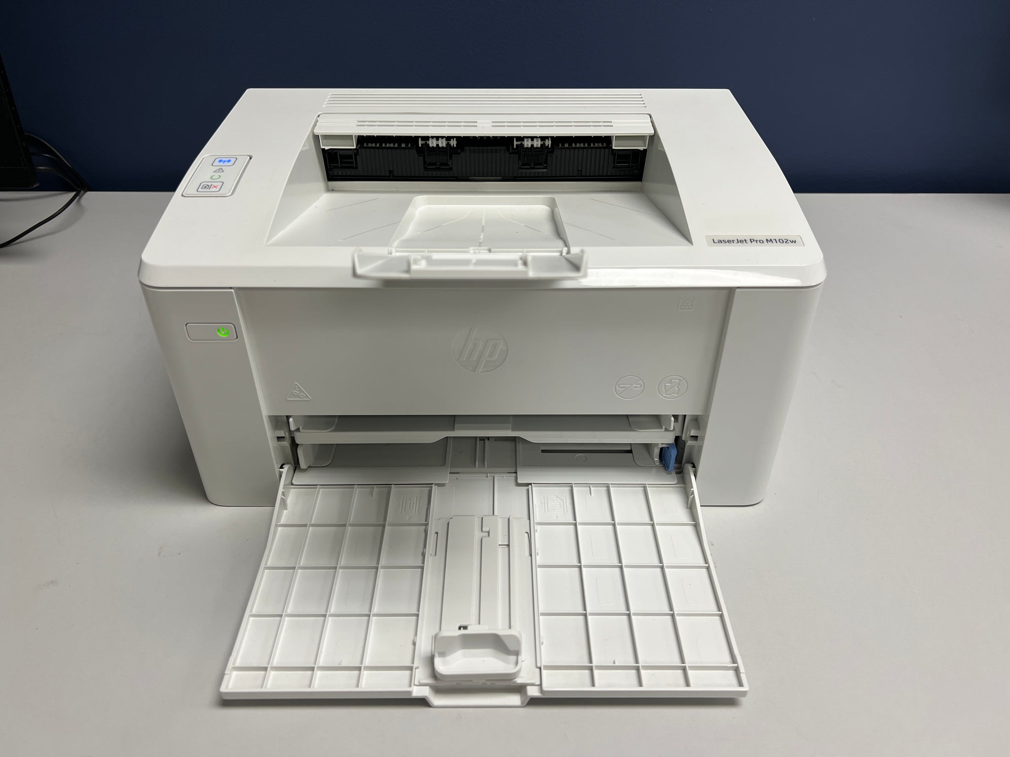 forfølgelse Aubergine religion Wireless Black and White Laser Printer - HP LaserJet Pro M102W – Dynamic  Computer Surplus