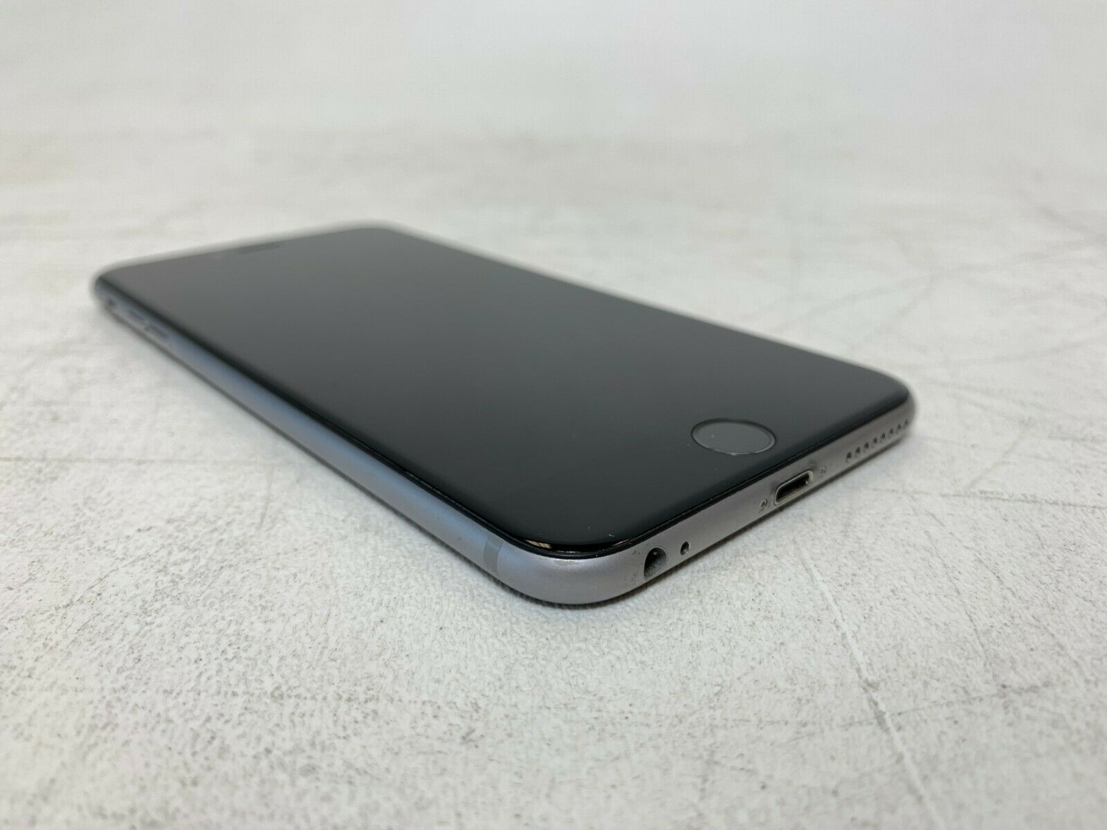 Apple iPhone 6s Plus - 32GB - Space Gray (Unlocked) A1634 (CDMA +