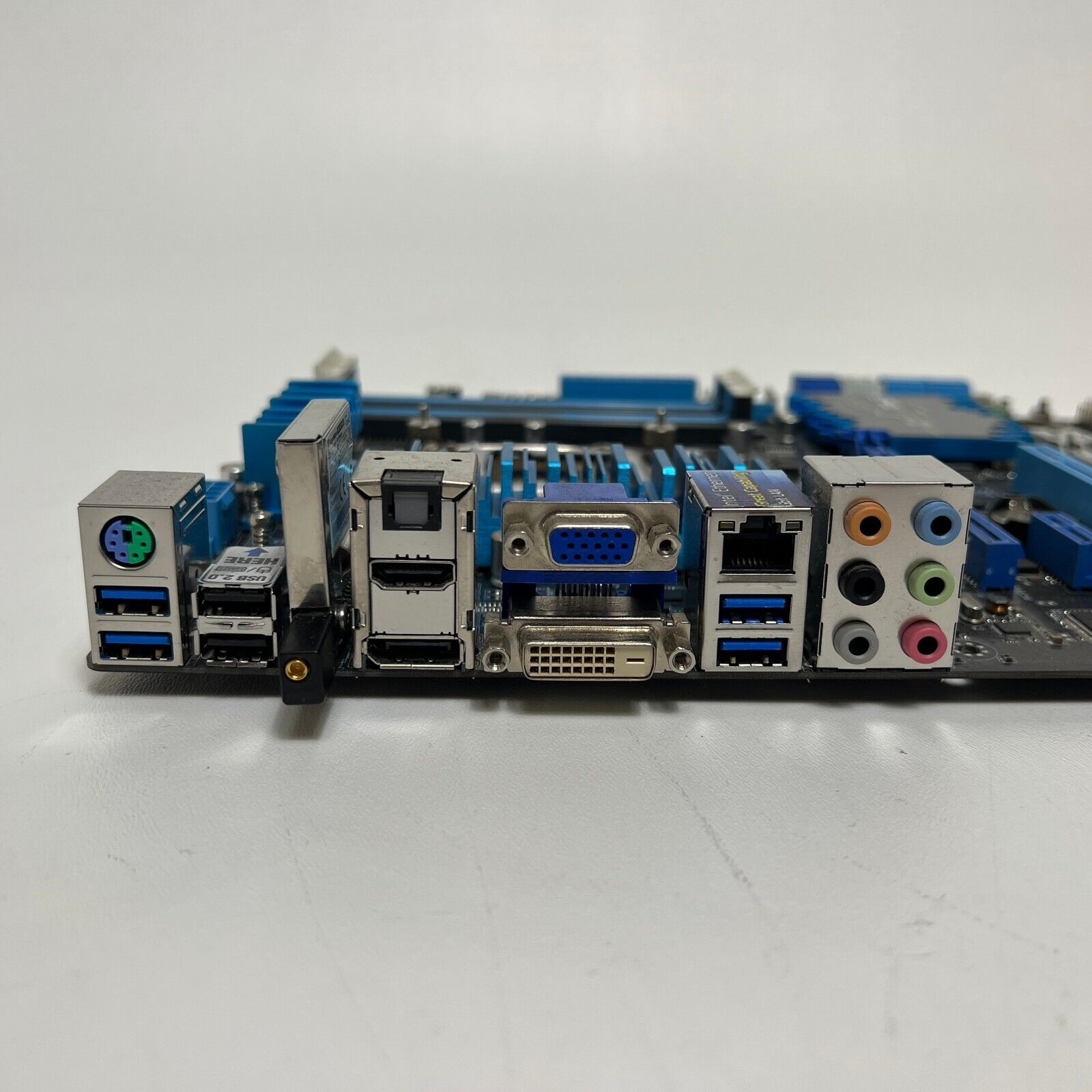 ASUS P8Z77-V LGA 1155 Intel Motherboard – Dynamic Computer