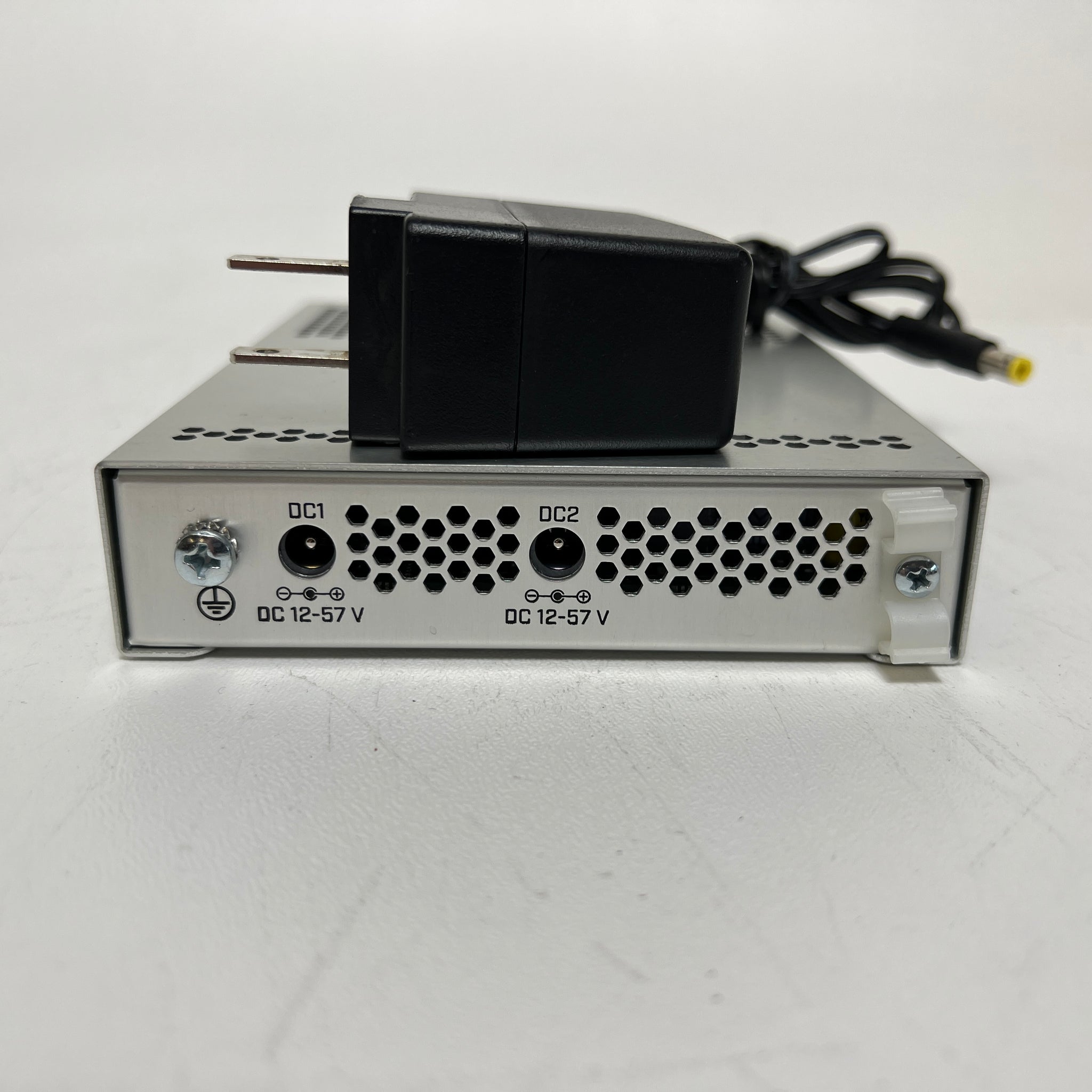 Mikrotik 10G Switch SFP+ PoE CRS305-1G-4S+IN – Dynamic Computer